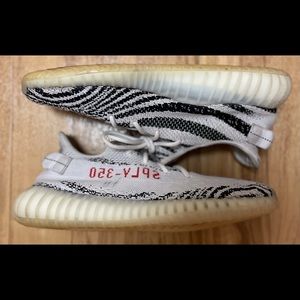 Yeezy Boost 350 v2 “Zebra” size 12